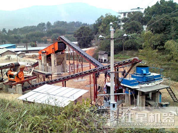 鵝卵石制砂機(jī)生產(chǎn)現(xiàn)場(chǎng) 鵝卵石制砂機(jī)生產(chǎn)現(xiàn)場(chǎng)