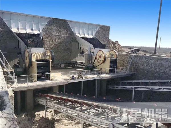 顎式破碎機(jī)生產(chǎn)現(xiàn)場(chǎng)