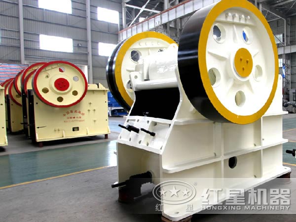 顎式破碎機設(shè)備
