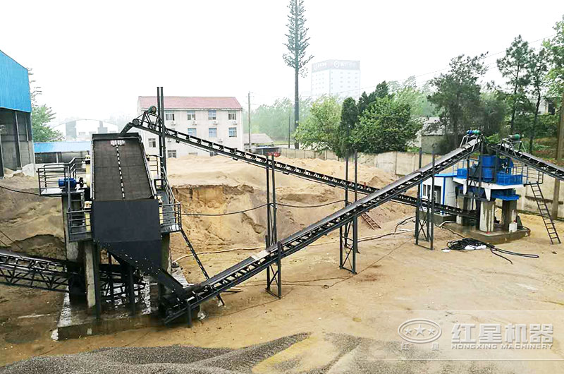 鵝卵石制砂現(xiàn)場(chǎng)