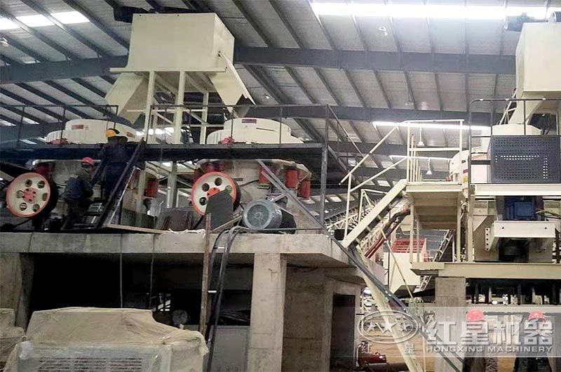 吉林制砂生產(chǎn)線現(xiàn)場(chǎng)一 吉林制砂生產(chǎn)線現(xiàn)場(chǎng)一