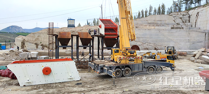砂石場不斷發(fā)展起來，碎石機(jī)器需求大