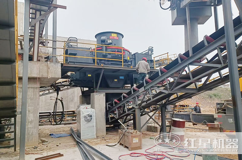 沖擊式制砂機(jī)作業(yè)現(xiàn)場(chǎng)實(shí)拍 沖擊式制砂機(jī)安裝現(xiàn)場(chǎng)實(shí)拍