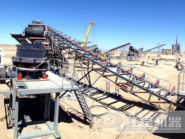 花崗巖制砂生產(chǎn)線現(xiàn)場 花崗巖制砂生產(chǎn)線現(xiàn)場