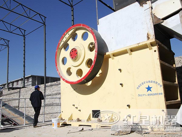 顎式破碎機(jī) 顎式破碎機(jī)