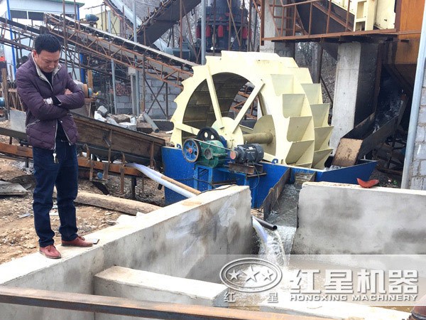 流動洗砂機(jī)現(xiàn)場圖