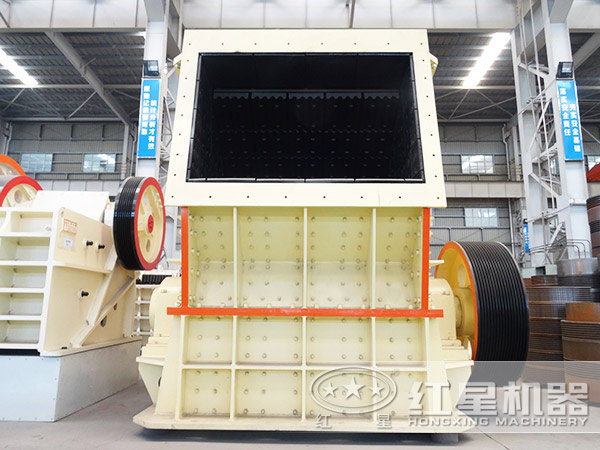 反擊式破碎機(jī) 反擊式破碎機(jī)