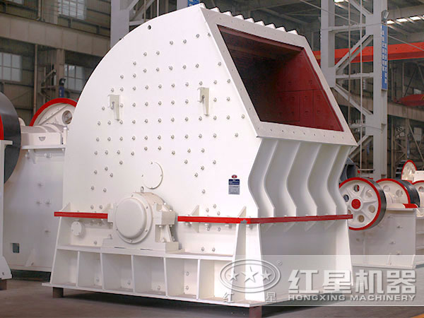 錘式破碎機實拍 錘式破碎機實拍