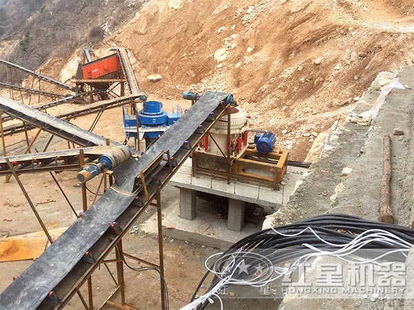 制砂現(xiàn)場(chǎng) 制砂現(xiàn)場(chǎng)