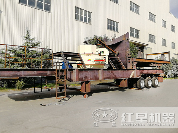 移動(dòng)式破碎機(jī) 移動(dòng)式破碎機(jī)
