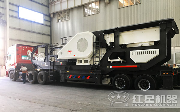 環(huán)保型的移動破碎站設(shè)備 環(huán)保型的移動破碎站設(shè)備