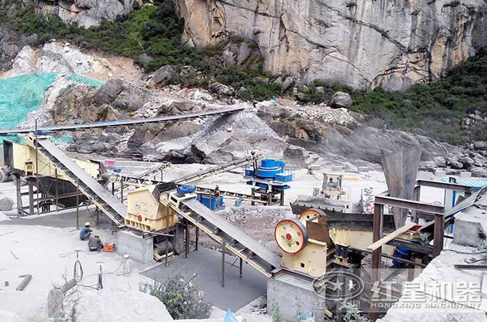 制砂機(jī)客戶作業(yè)現(xiàn)場 制砂機(jī)客戶作業(yè)現(xiàn)場