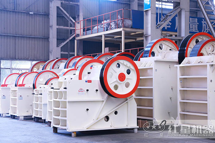 鵝卵石破碎機(jī) 鵝卵石破碎機(jī)