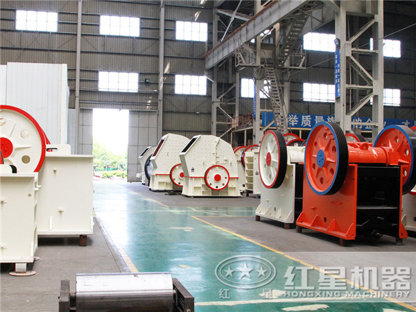 液壓破碎機生產(chǎn)車間 液壓破碎機生產(chǎn)車間