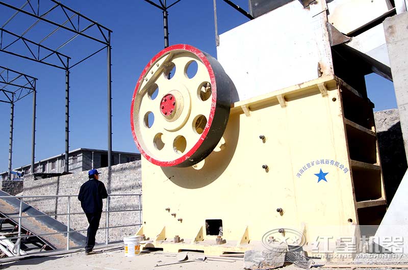 顎式破碎機(jī)破碎加工的“大哥大”