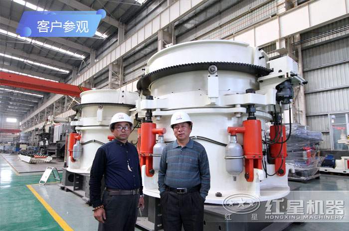 用戶來廠參觀試機(jī) 用戶來廠參觀試機(jī)