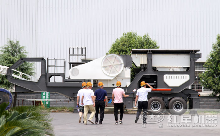 用戶(hù)來(lái)廠(chǎng)參觀試機(jī) 用戶(hù)來(lái)廠(chǎng)參觀試機(jī)