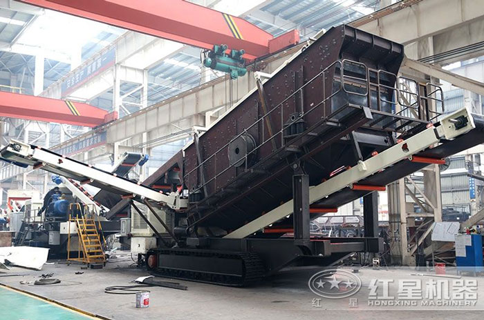 河南紅星移動磨石子機器車間生產(chǎn)