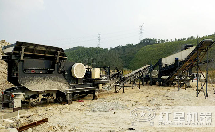 鄭州紅星移動磨石機(jī)作業(yè)現(xiàn)場 鄭州紅星移動磨石機(jī)作業(yè)現(xiàn)場