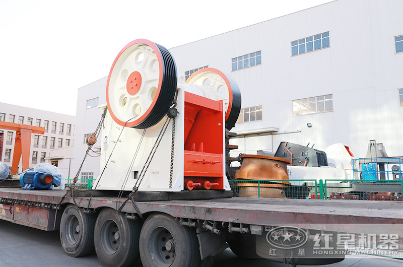 顎式破碎機現(xiàn)場發(fā)貨 顎式破碎機現(xiàn)場發(fā)貨