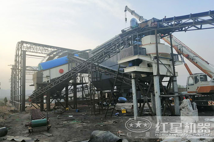 河南紅星曲陽(yáng)鵝卵石制砂生產(chǎn)線現(xiàn)場(chǎng) 河南紅星曲陽(yáng)鵝卵石制砂生產(chǎn)線現(xiàn)場(chǎng)