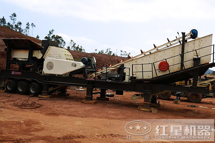 紅星泉州用戶自動化移動錘式打砂機(jī)作業(yè)現(xiàn)場