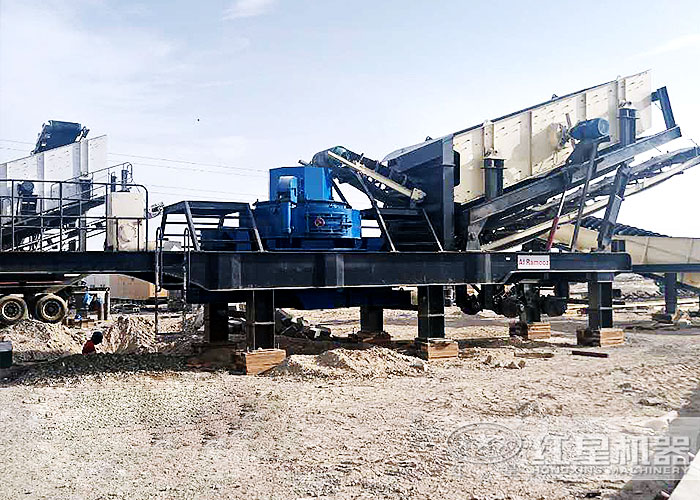 紅星移動式石子整形機(jī)作業(yè)現(xiàn)場 紅星移動式石子整形機(jī)作業(yè)現(xiàn)場