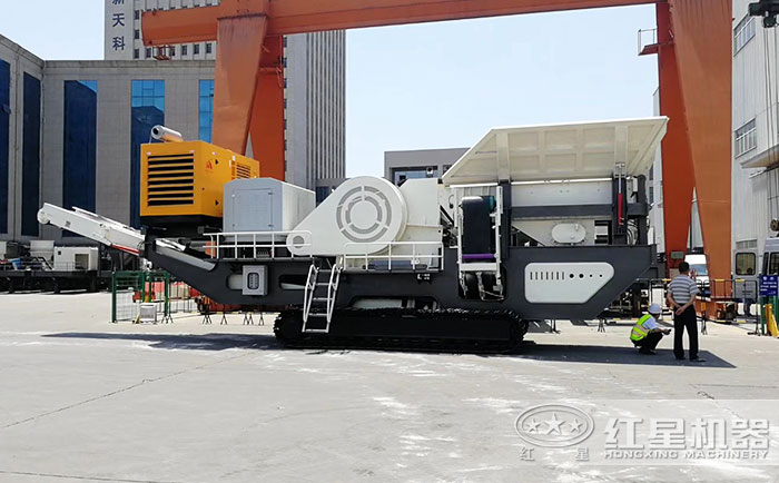 客戶到廠考察移動(dòng)碎石粉砂機(jī)設(shè)備 客戶到廠考察移動(dòng)碎石粉砂機(jī)設(shè)備