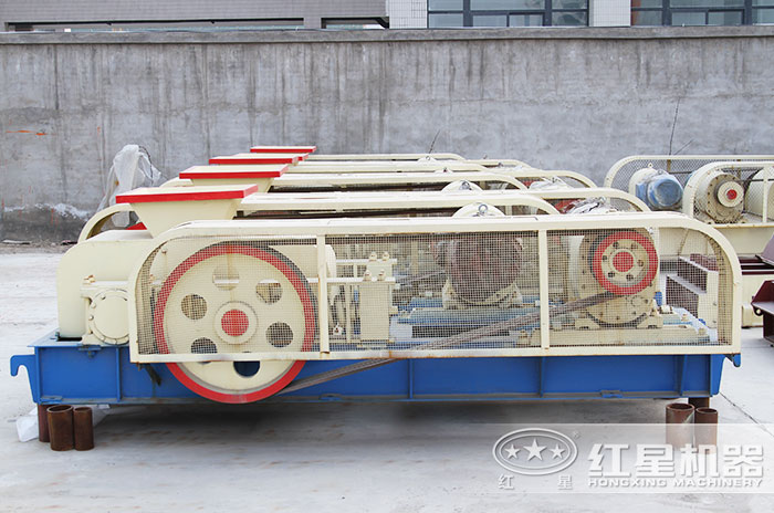 對(duì)輥式破碎機(jī)設(shè)備，價(jià)格優(yōu)惠