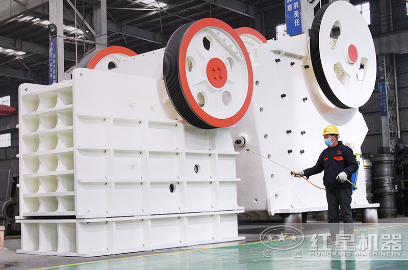 紅星大型顎式破碎機(jī)成品實(shí)拍 紅星大型顎式破碎機(jī)成品實(shí)拍