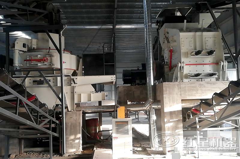 新建環(huán)保砂石料廠現(xiàn)場(chǎng) 新建環(huán)保砂石料廠現(xiàn)場(chǎng)