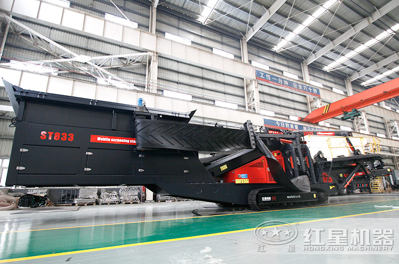 履帶式移動(dòng)破碎站