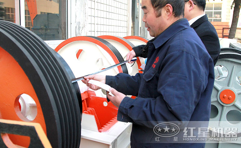 用戶(hù)選夠細(xì)顎破碎機(jī)