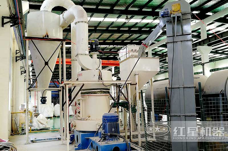 全套石英砂磨粉設(shè)備現(xiàn)場(chǎng)展示 全套石英砂磨粉設(shè)備現(xiàn)場(chǎng)展示